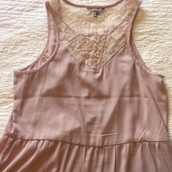 Embroidered tank - Picture 4 of 4